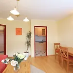 Garni Dorferwirt Am Irrsee 3*