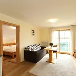 Szálloda Garni Dorferwirt Am Irrsee Tiefgraben