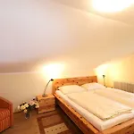 Garni Dorferwirt Am Irrsee Tiefgraben