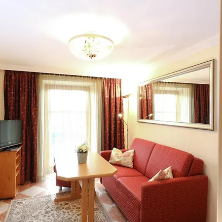 Garni Dorferwirt Am Irrsee Hotel 3*
