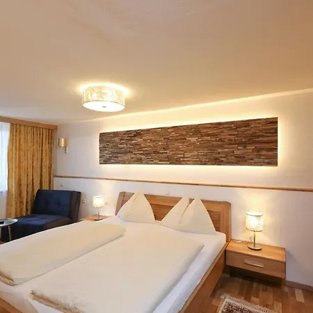 Garni Dorferwirt Am Irrsee Hotel