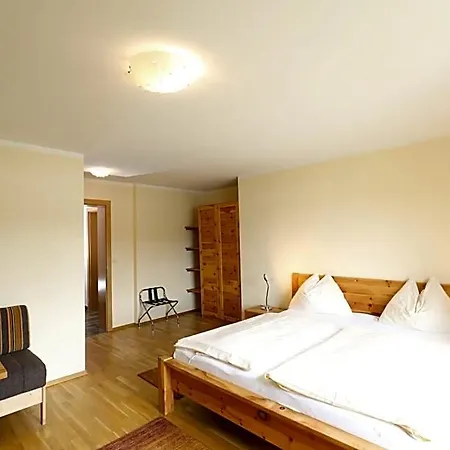 Hotel Garni Dorferwirt Am Irrsee Tiefgraben