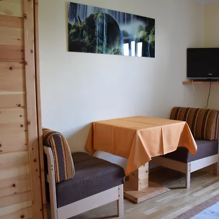 Garni Dorferwirt Am Irrsee Otel Tiefgraben