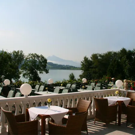 Garni Dorferwirt Am Irrsee Hotel