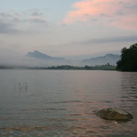Hotel Garni Dorferwirt Am Irrsee Tiefgraben