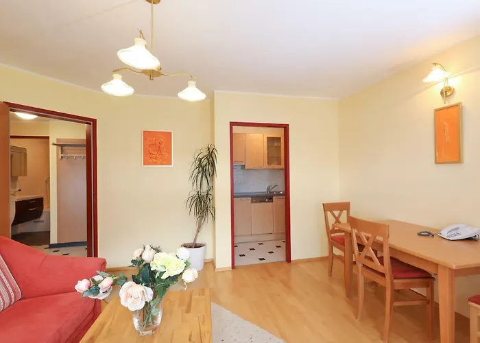 Hotel Garni Dorferwirt Am Irrsee 3*