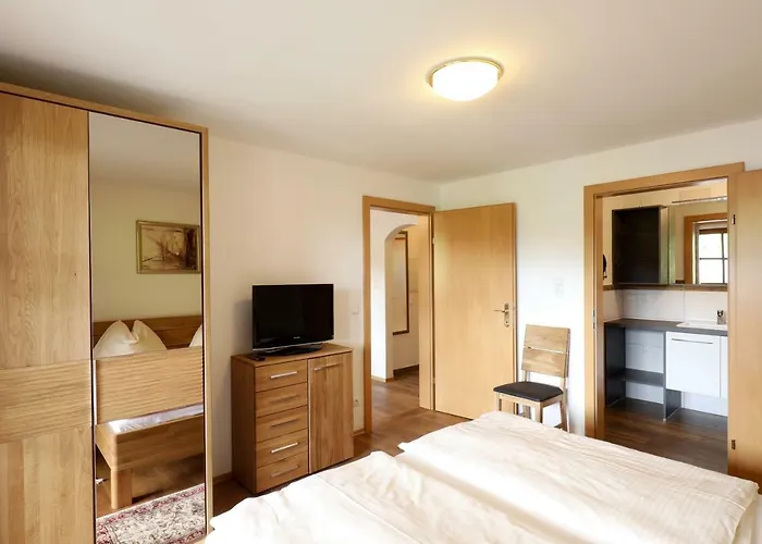 Garni Dorferwirt Hotel 3*