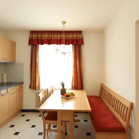 Hotel Garni Dorferwirt Am Irrsee