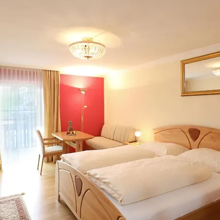 Garni Dorferwirt Am Irrsee Hotel Tiefgraben