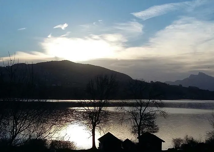 Garni Dorferwirt Am Irrsee فندق تيفغرابن